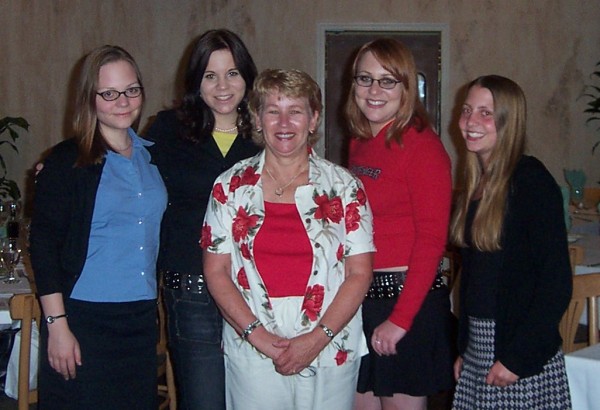 The Holtz Girls with Judy Curtner - September 2004